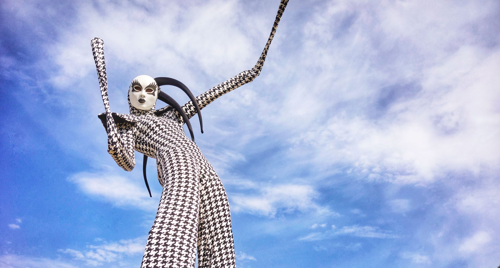 ECLIPSE FESTIVAL 2016 Circle of Light SainteThérèsedelaGatineau, Quebec, Canada Sparked